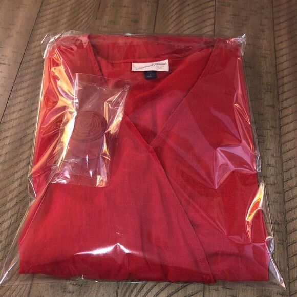 Belted Red Faux Wrap Dress with Pockets Vacation or Beach 🏖 by Universal Thread - Picture 16 of 17